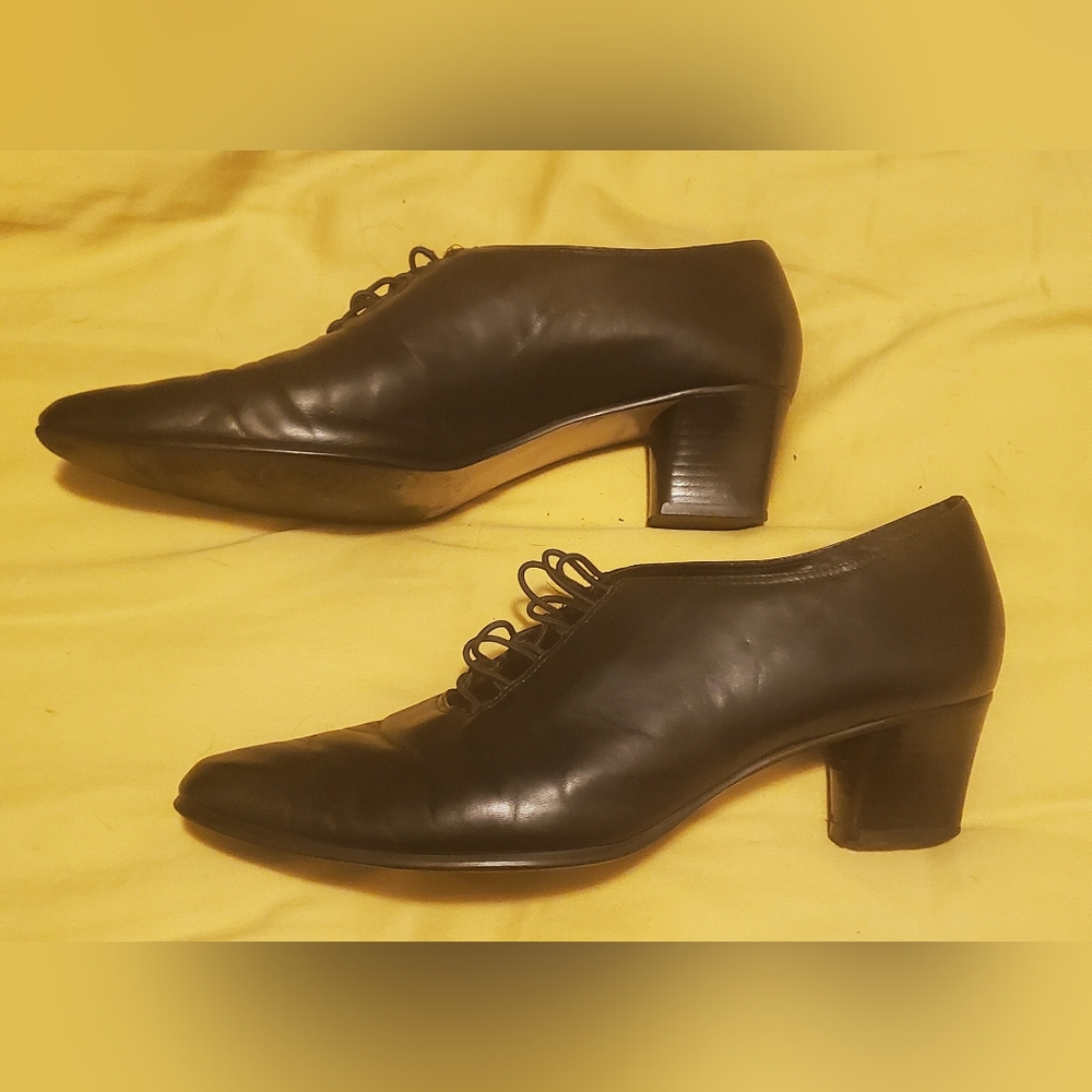 Vintage 90's Does 20's Jennifer Moore Granny Heels 10